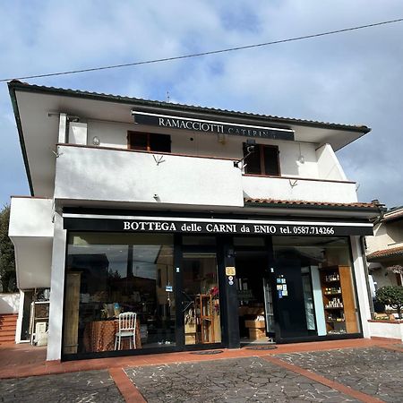 Appartamento La Casa Di Simo Montecalvoli Luaran gambar