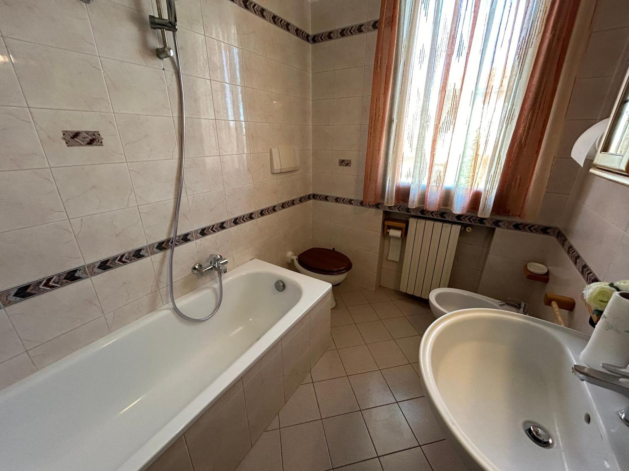 Appartamento La Casa Di Simo Montecalvoli Luaran gambar